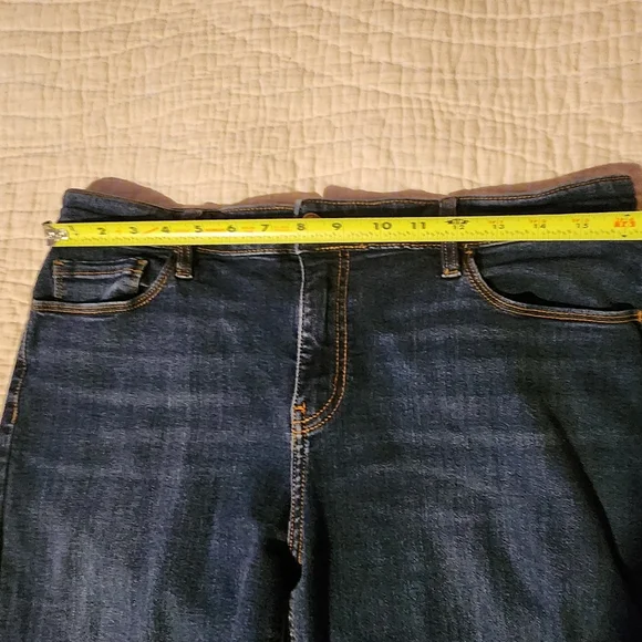 Studio Blue Womens Sz 32 Mid Rise Dark Wash Tapered Leg  Frayed Hem - Picture 8 of 11